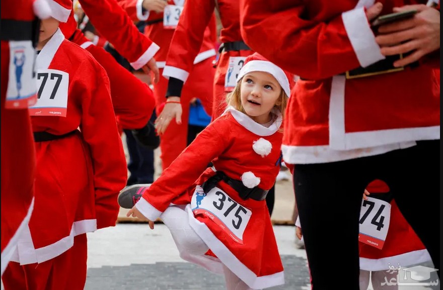 مسابقات سالانه بابانوئل ها در مقدونیه/ رویترز