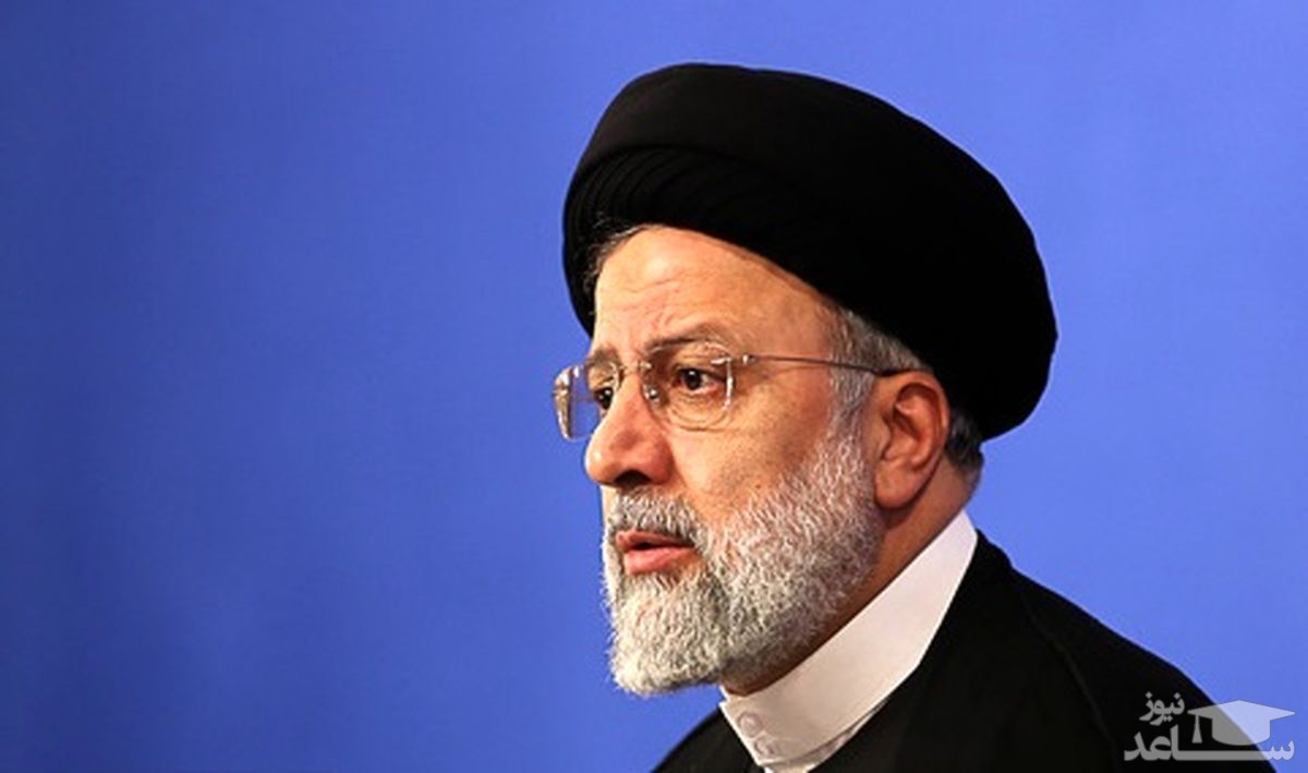 فوتوشاپ ناشیانه روزنامه دولت/ مردم زیر پای رئیس جمهور! +عکس