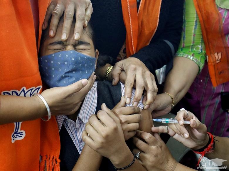 تزریق واکسن کرونا به نوجوانان 15 تا 18 ساله هندی