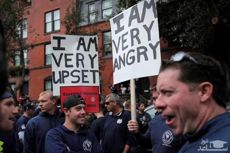 تظاهرات اعضای اتحادیه های کارگری در شهر نیویورک آمریکا در اعتراض به الزامی شدن تزریق واکسن کرونا / رویترز