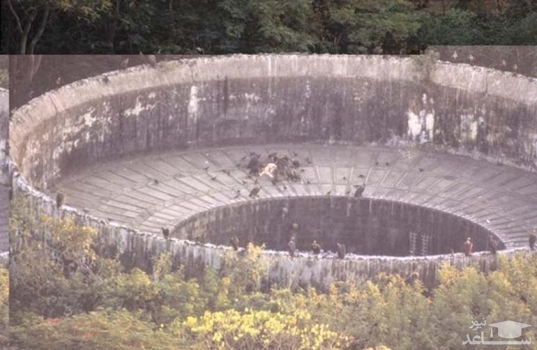  دخمه زرتشتیان 