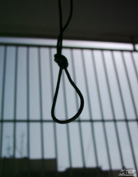 پاره شدن طناب دار قاتل اعدامی / او 16 سال در زندان کرمان بود