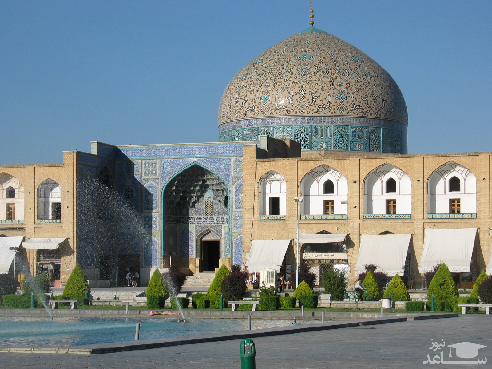 (فیلم) ایرادات باورنکردنی مرمت گنبد مسجد شیخ لطف‌الله