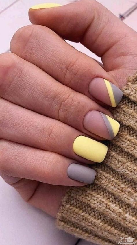 طراحی ناخن با لاک زرد