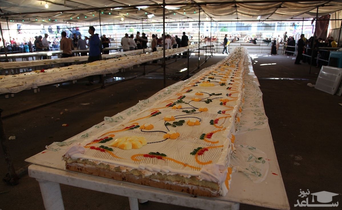 (فیلم) پخت کیک ۵هزار کیلویی در مشهد