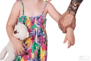 پدوفیلیا عامل کودک آزاری و آزار جنسی کودکان