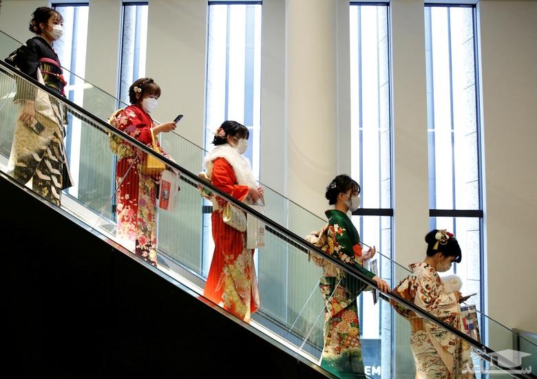 جشن روز بلوغ (20 سالگی) دختران جوان ژاپنی در شهر توکیو/ رویترز