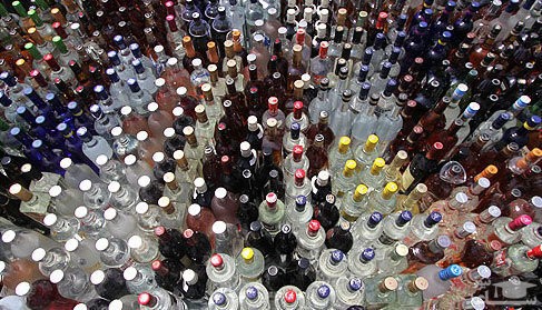 حراجی مشروبات الکلی در ورامین/ هر بطری دلستری 35 هزار تومان 