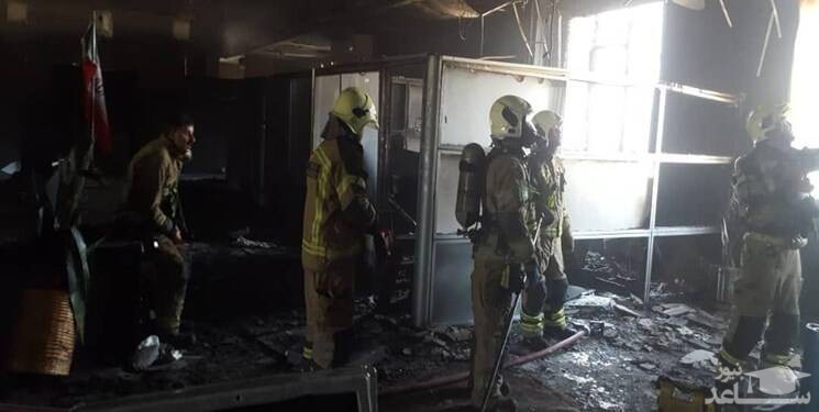 آتش سوزی در ساختمان دلار فردوسی تهران + عکس ها