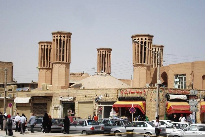 آب‌انبار امیر چخماق کجاست؟