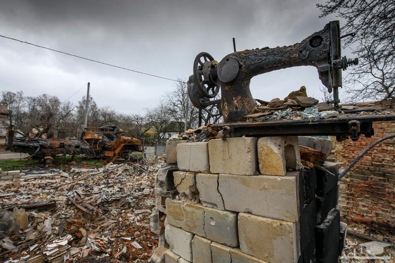خانه روستایی ویران شده در جنگ اوکراین/ رویترز