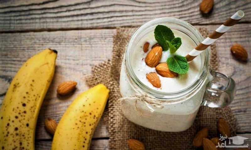طرز تهیه اسموتی موز و بادام با طعمی بی نظیر