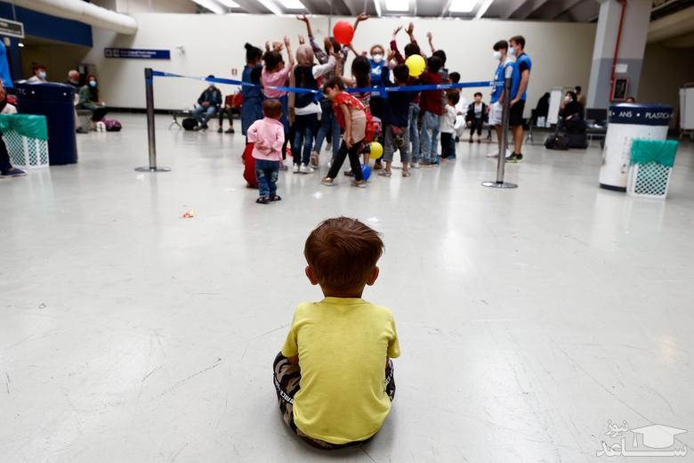 ورود پناهجویان افغانستانی به فرودگاه بین المللی شهر روم ایتالیا