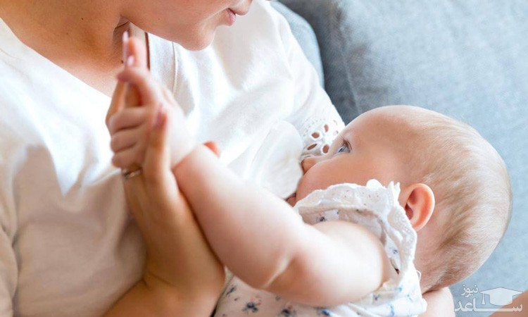 نوزاد را بعد از شیر خوردن چگونه بخوابانیم؟