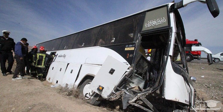 ۳ کشته و ۴۶ مصدوم در تصادف تریلی با اتوبوس در «طبس»