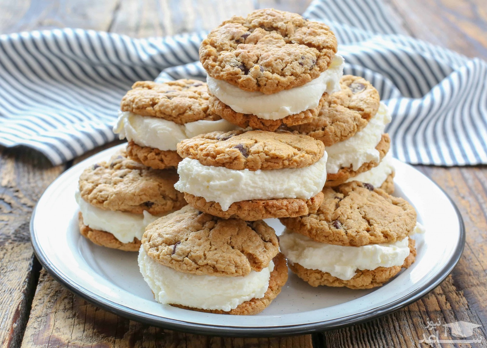 روش تهیه بستنی خوشمزه با کوکی