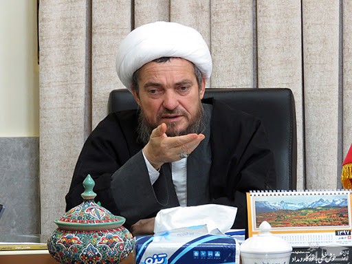 تدابیر عجیب روحانی کتاب‌سوز برای درمان کرونا