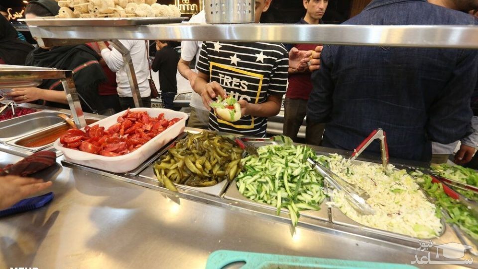 (فیلم) آتش‌سوزی بازار فلافل فروشان لشکرآباد اهواز