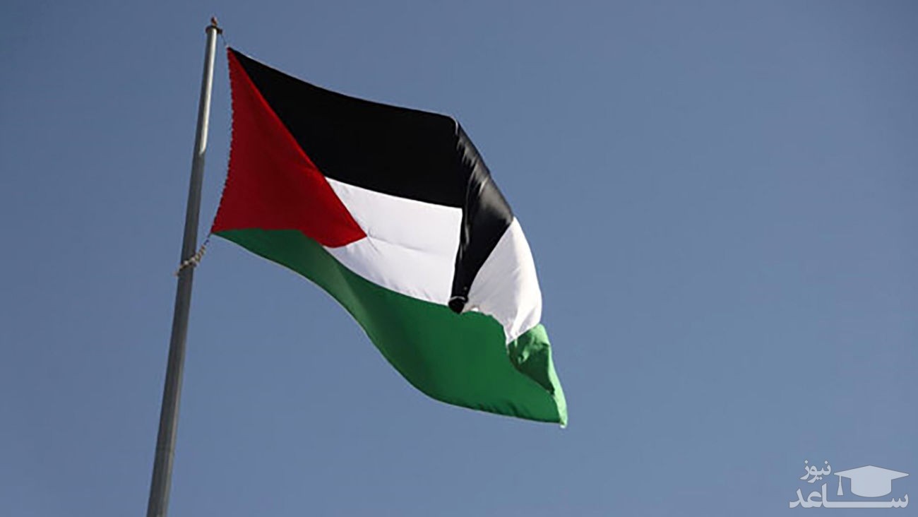 (تصاویر) اهتزاز پرچم فلسطین در بازی ژاپن و کرواسی
