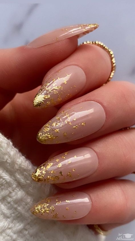طراحی ناخن با ورق طلا