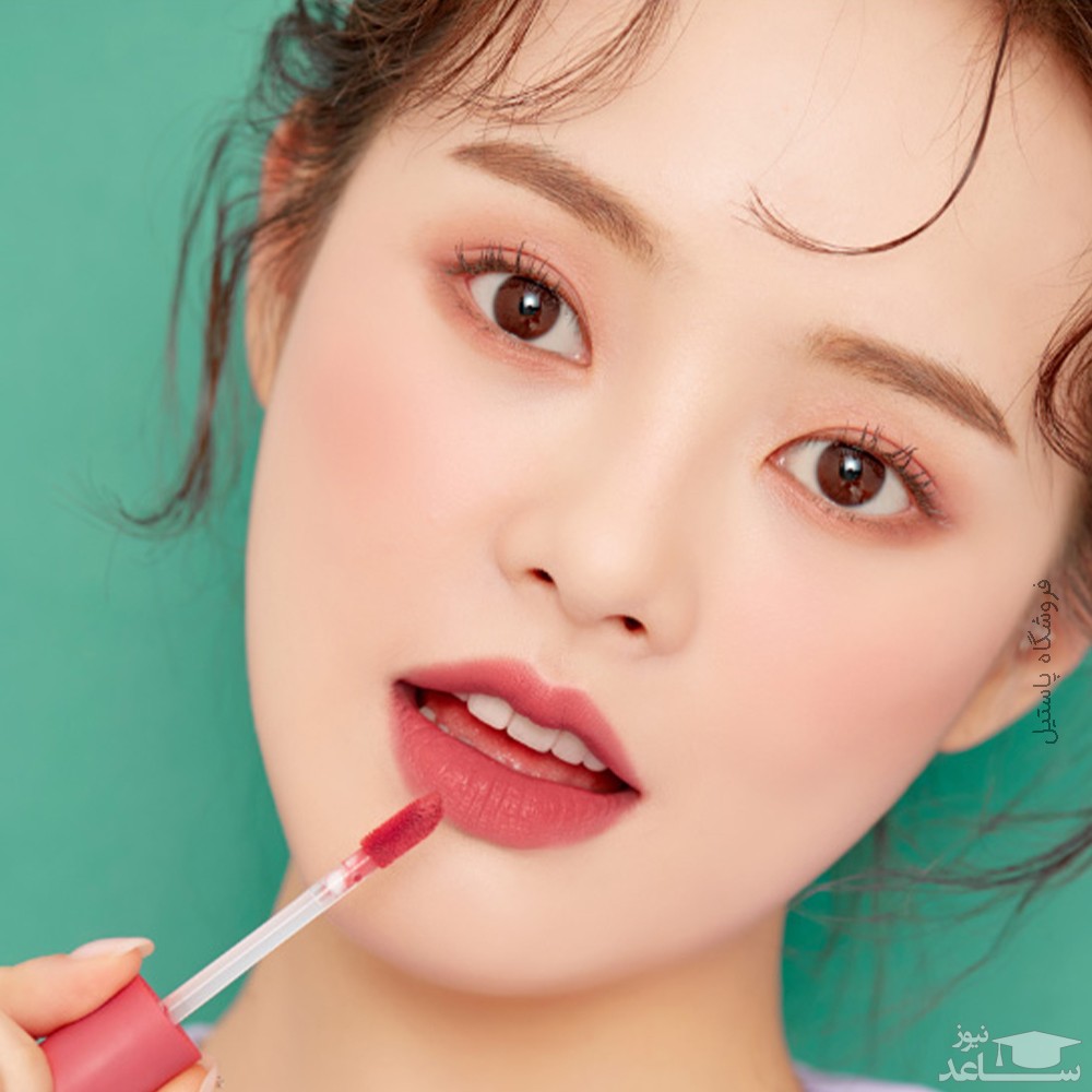 نحوه آرایش چشم های پف دار