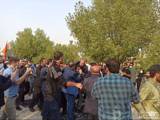تصویرمراسم خاکسپاری عادل آذر