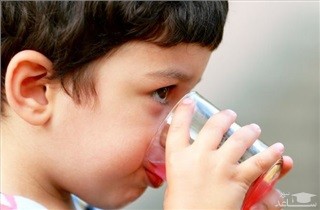 بدن کودک روزانه به چه مقدار آب نیاز دارد؟
