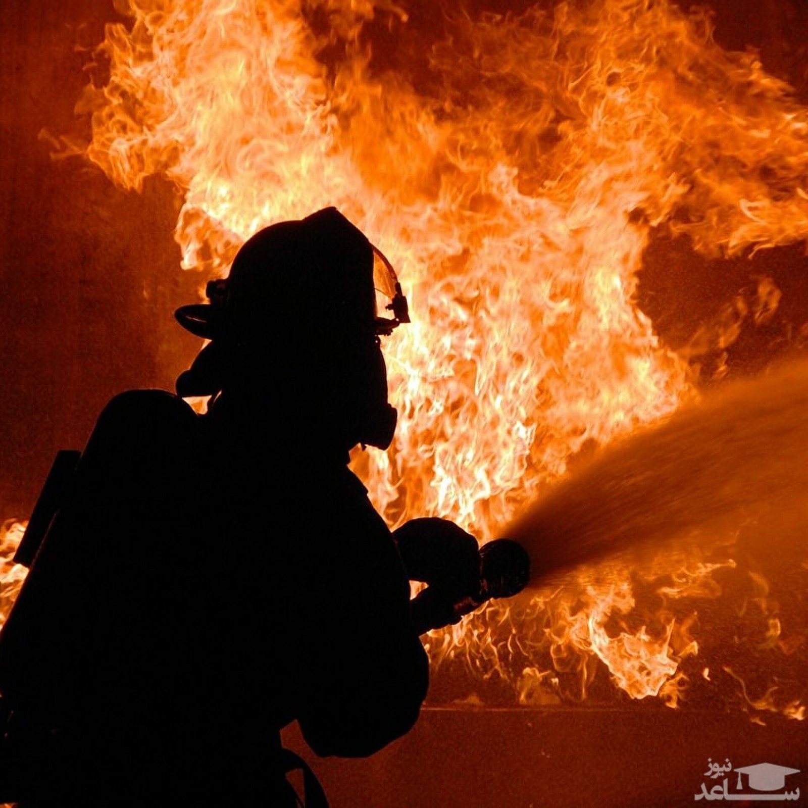 آتش‌سوزی در مقر نظامی در غرب کشور