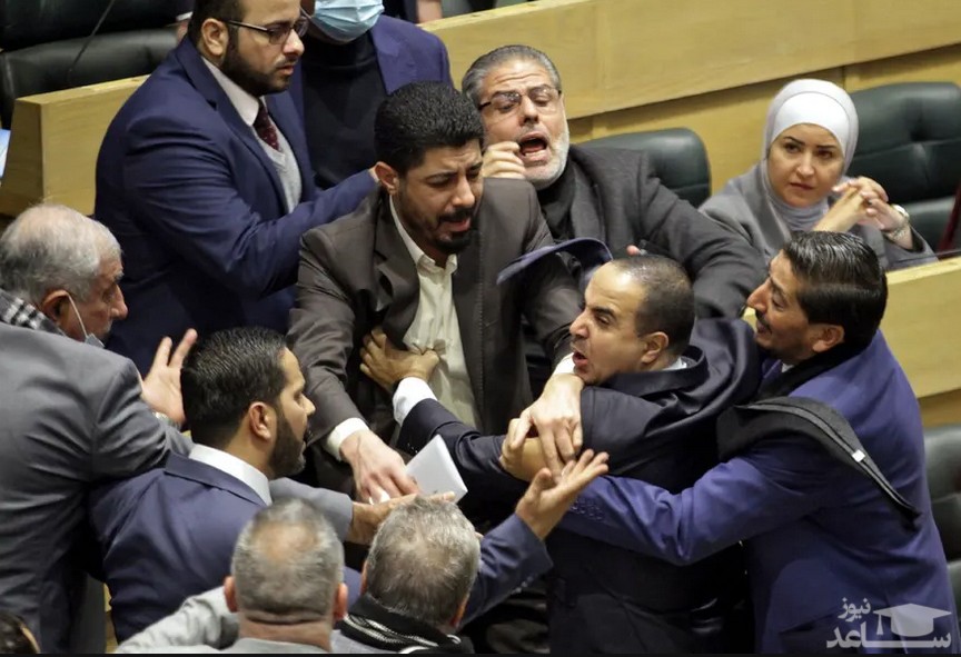 درگیری فیزیکی نمایندگان پارلمان اردن/ خبرگزاری فرانسه