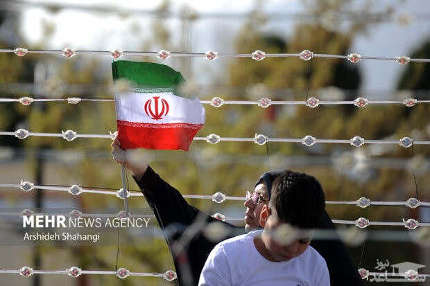  جشن روز جمهوری اسلامی ایران در برج میلاد