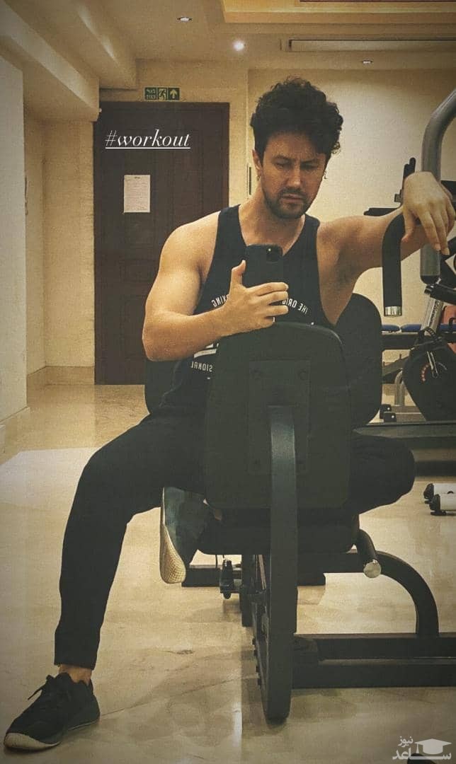 شاهرخ استخری 