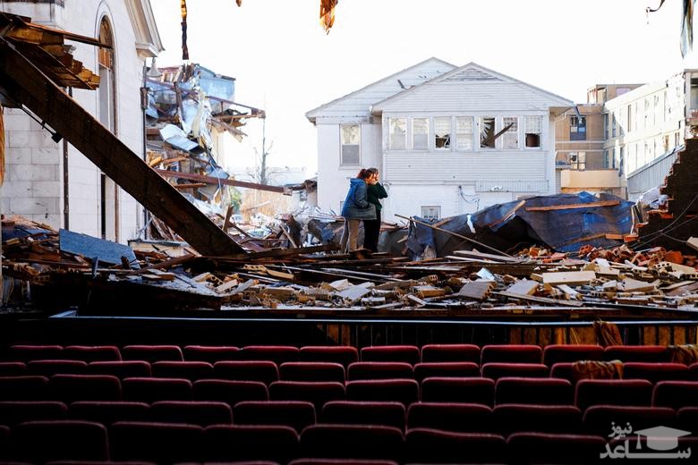 یک سالن تئاتر تخریب شده در اثر توفان اخیر در شهر "مِی فیلد" ایالت کنتاکی آمریکا/ رویترز