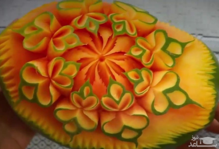 (ویدیو) میوه آرایی تزیین هندوانه برای شی یلدا (شماره 9)