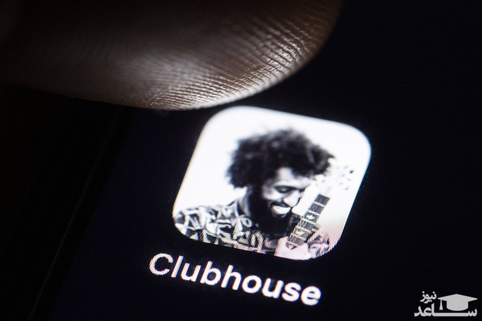 نحوه ریپورت کاربر در کلاب هاوس clubhouse