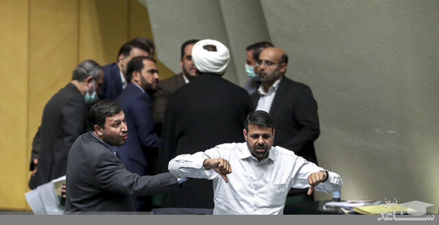 توضیحات نادری درباره عکس منتشر شده از او در جلسه رای اعتماد وزیر پیشنهادی کار