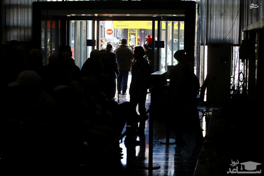 ۵ پیش بینی از نوسان دلار بر بازار سهام