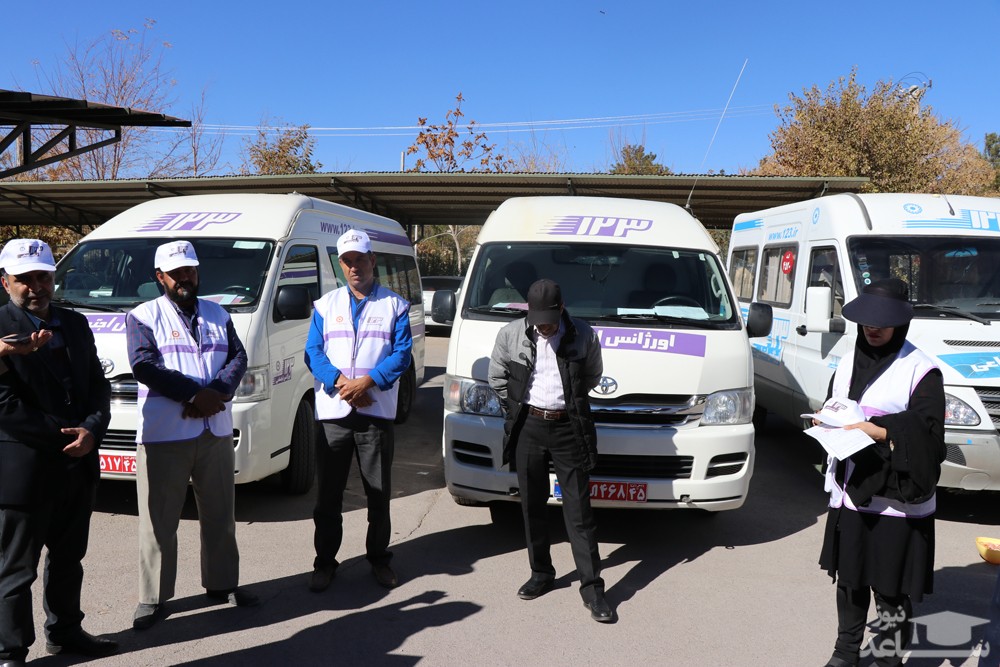 تیم اورژانس اجتماعی به سیل زدگان خدمات روانشناسی می دهند