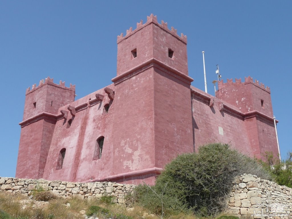 برج سرخ (Red Tower)