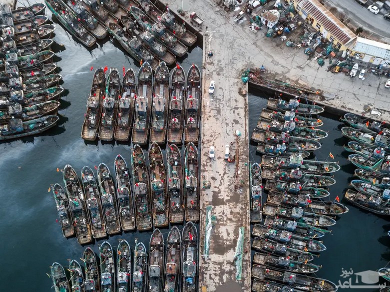 قایق های ماهیگیری در تعطیلات سال نو چینی در بندر دالیان چین/ گتی ایمجز
