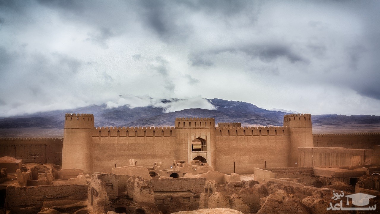 (فیلم) وقتی دومین سازه بزرگ خشتی جهان در ایران قرار دارد