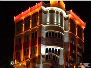 زنی که شورای شهر بابل را اغفال کرده و از آنها فیلمبرداری کرد چه کسی بود ؟