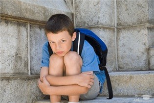 رفتار صحیح با کودکان منزوی و گوشه گیر