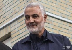 (عکس) حضور بدون تشریفات سردار سلیمانی در صف نانوایی