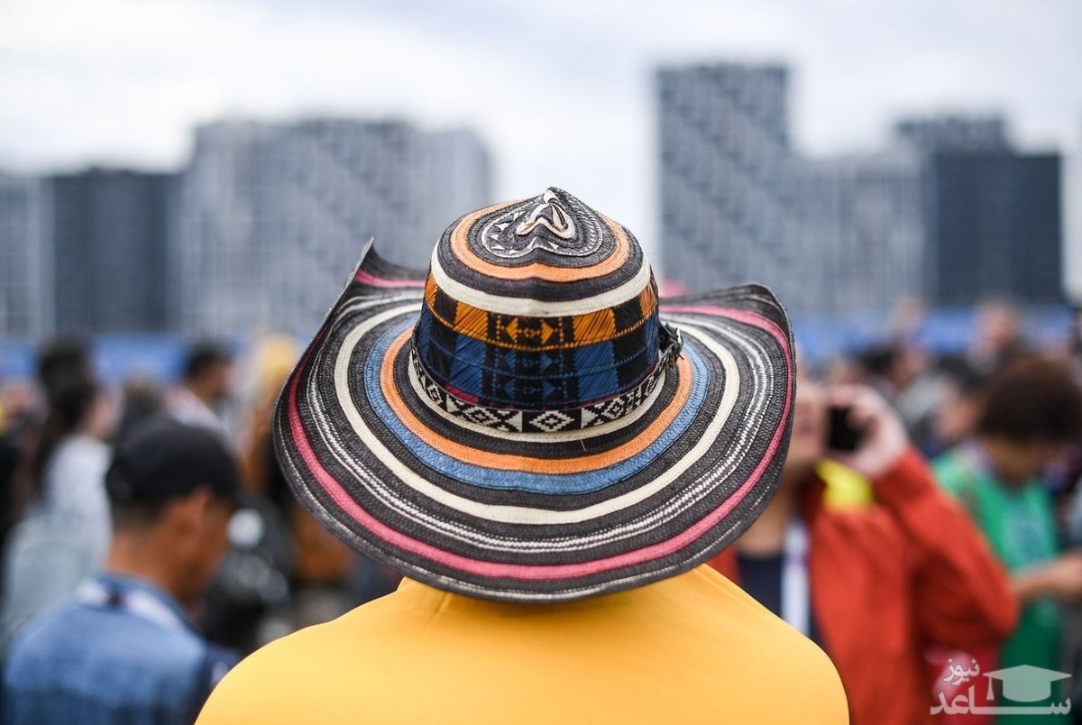 فشن شو حیرت انگیز کلاه در مسابقات اسب‌دوانی