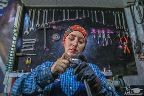 کیانا و نیلوفر؛ دختران مکانیکِ ایرانی + عکس