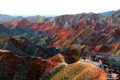 آشنایی با كوه هاي رنگارنگ در چين