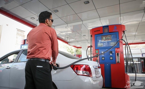 سقف سوخت‌گیری با کارت جایگاه‌داران کاهش یافت