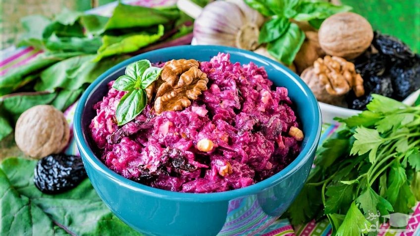 طرز تهیه ی سالاد چغندر و سیب زمینی