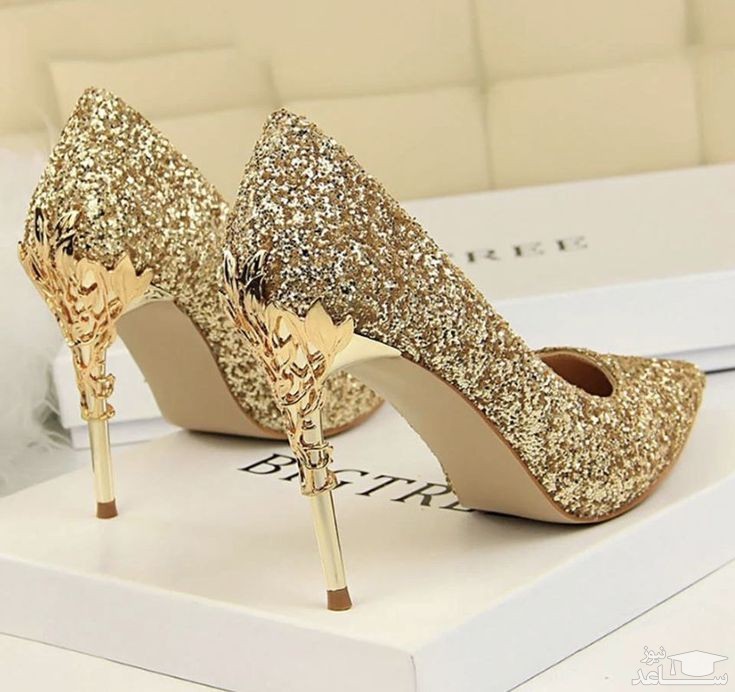 خاص ترین مدل های کفش مجلسی زنانه طلایی رنگ