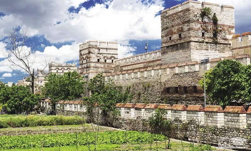  قلعه یدیکوله